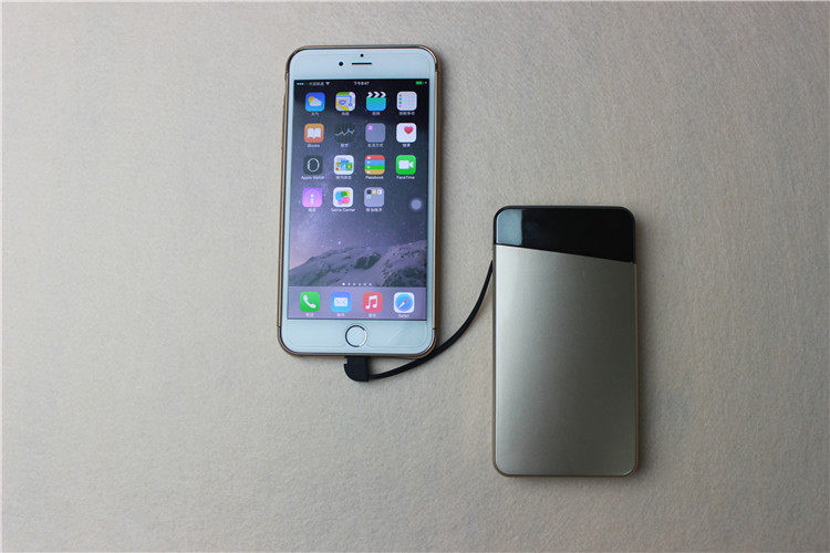 超薄自带线充电宝iphone5s6plus7x8苹果专用移动电源便携大容量