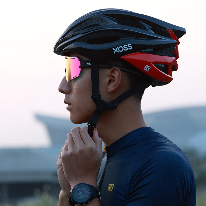 自行车行者xoss头盔公路山地单车女头帽子超轻骑行头盔
