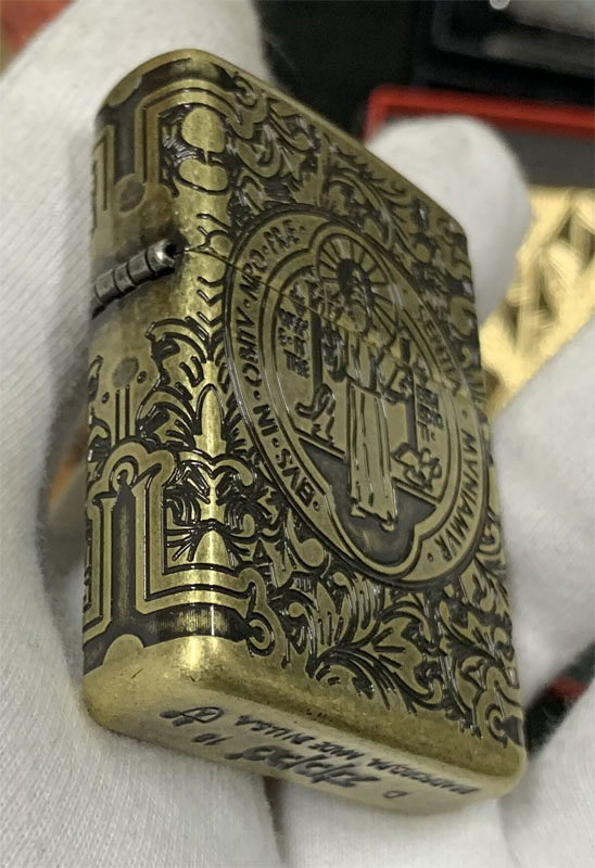 古铜zippo盒装礼盒做旧男女圣经打火机盔甲圣本zippo