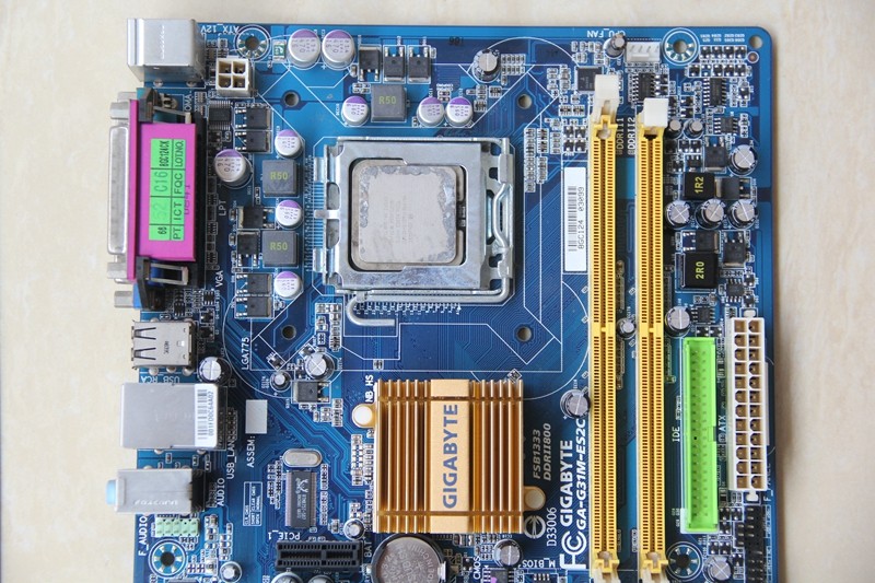 技嘉原装拆机gag31mes2c台式机g31775针集显主板ddr2主板