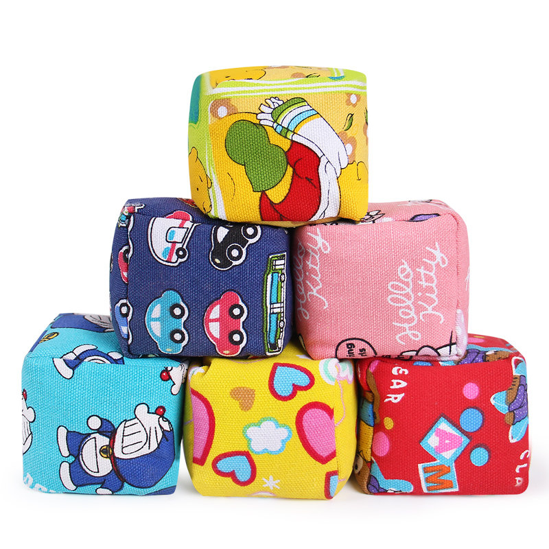 沙包儿童丢沙包加厚幼儿园小学生手抓迷你小沙包玩具帆布带绳沙包