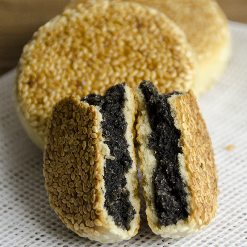 浙江特产衢州江山手工黑芝麻饼传统糕点心无添加酥皮素食老式零食