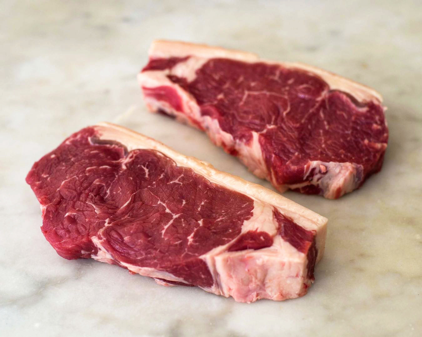 鲜美新疆牧场谷饲西冷牛排原切沙朗牛扒1000g生牛肉