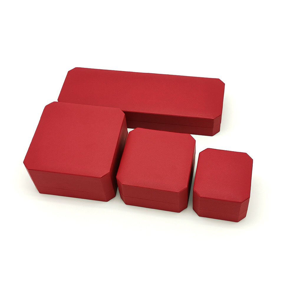 大福同款红色首饰盒项链戒指八角盒子手链珠宝首饰首饰盒