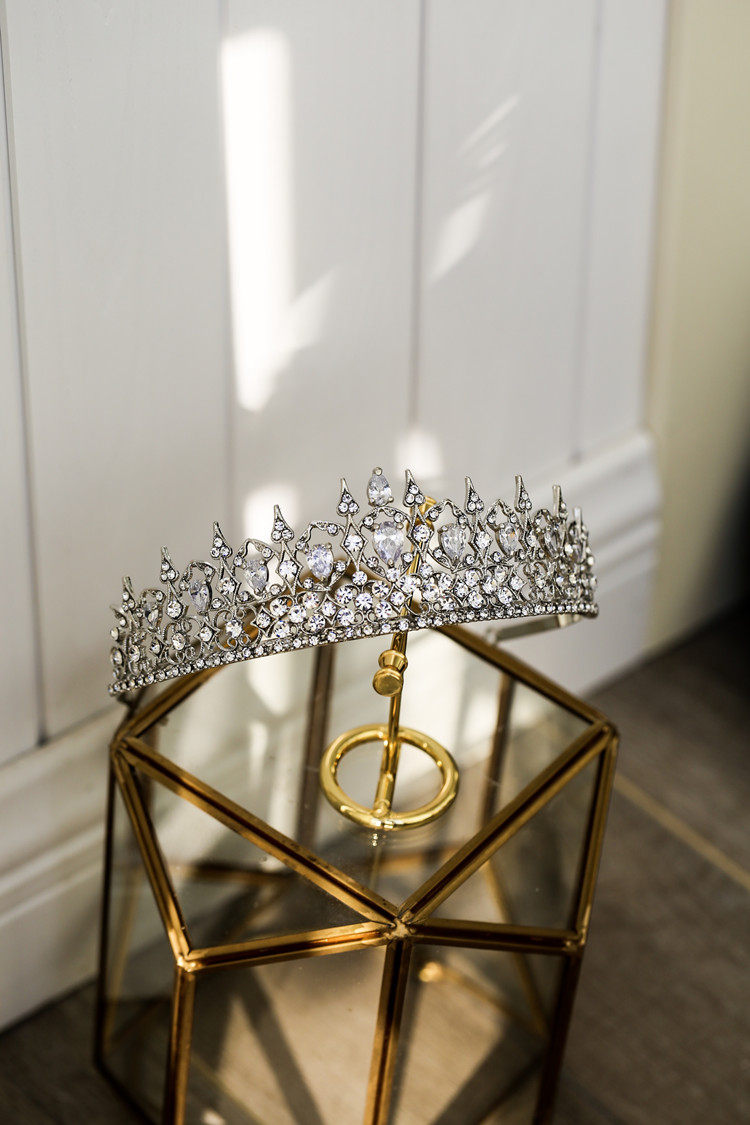 复古宫廷皇冠锆石水钻尖顶发冠结婚包邮华丽闪闪王冠生日头饰摄影