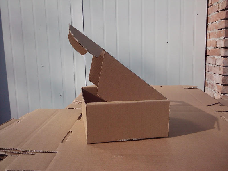 三层99元北京6cm方形无字折叠皮带纸箱飞机包装纸箱