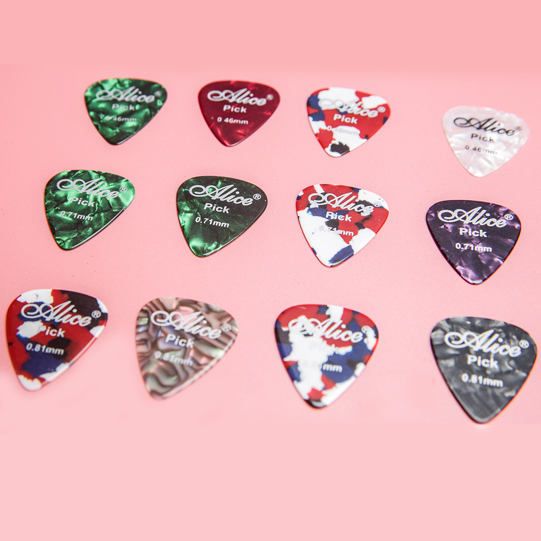 包邮多色爱丽丝彩色璐璐电木吉他拨片自选厚度拨片
