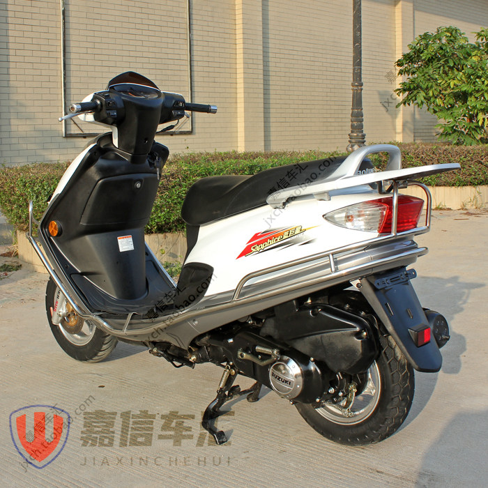 原装铃木蓝巨星125cc摩托车女装四冲程燃油助力摩托机车二手踏板