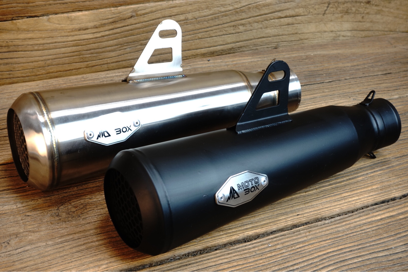 复古改装排气管蜂孔网幼龙嘉杜卡迪不锈钢消音器直排摩托车排气管