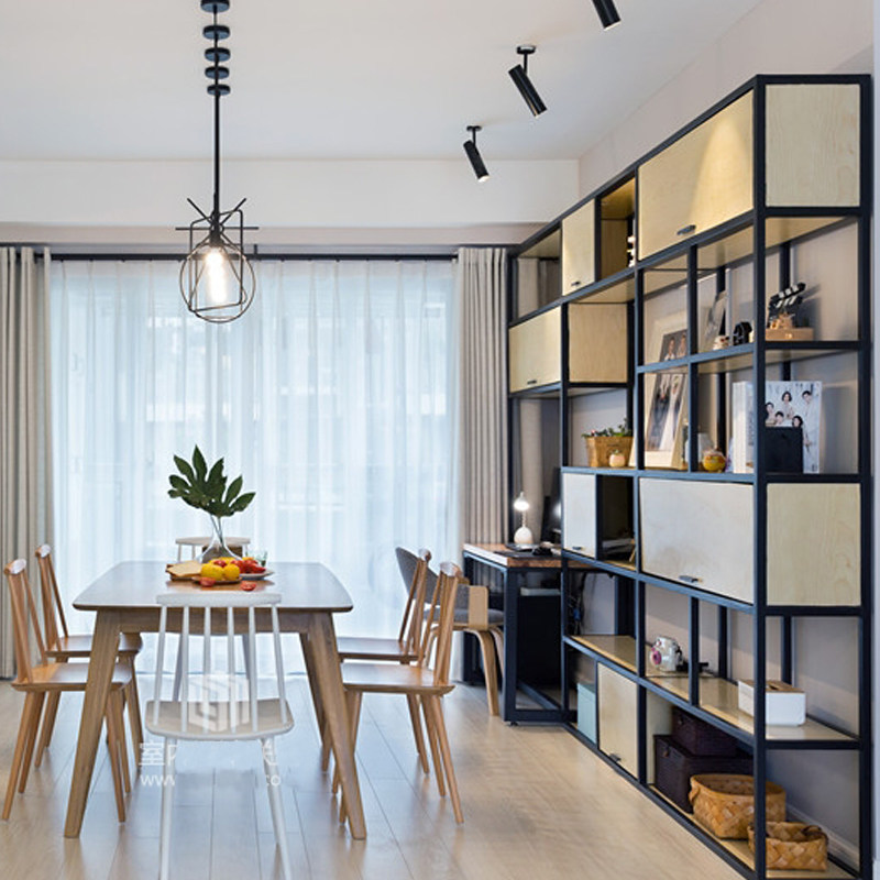 北欧简约铁艺实木落地置物架 客厅展示架子设计装修屏风隔断定制