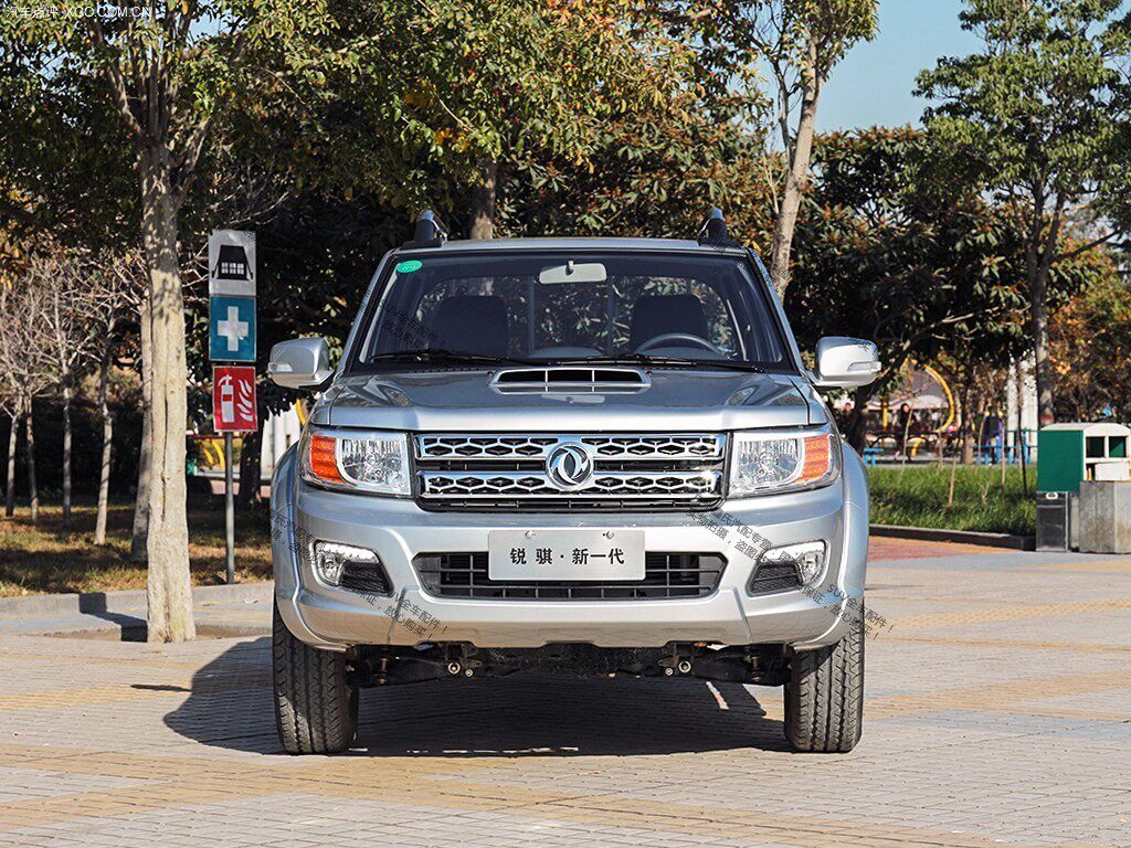 锐骐东风郑州日产皮卡p11大灯总成新款照明灯前车大灯总成