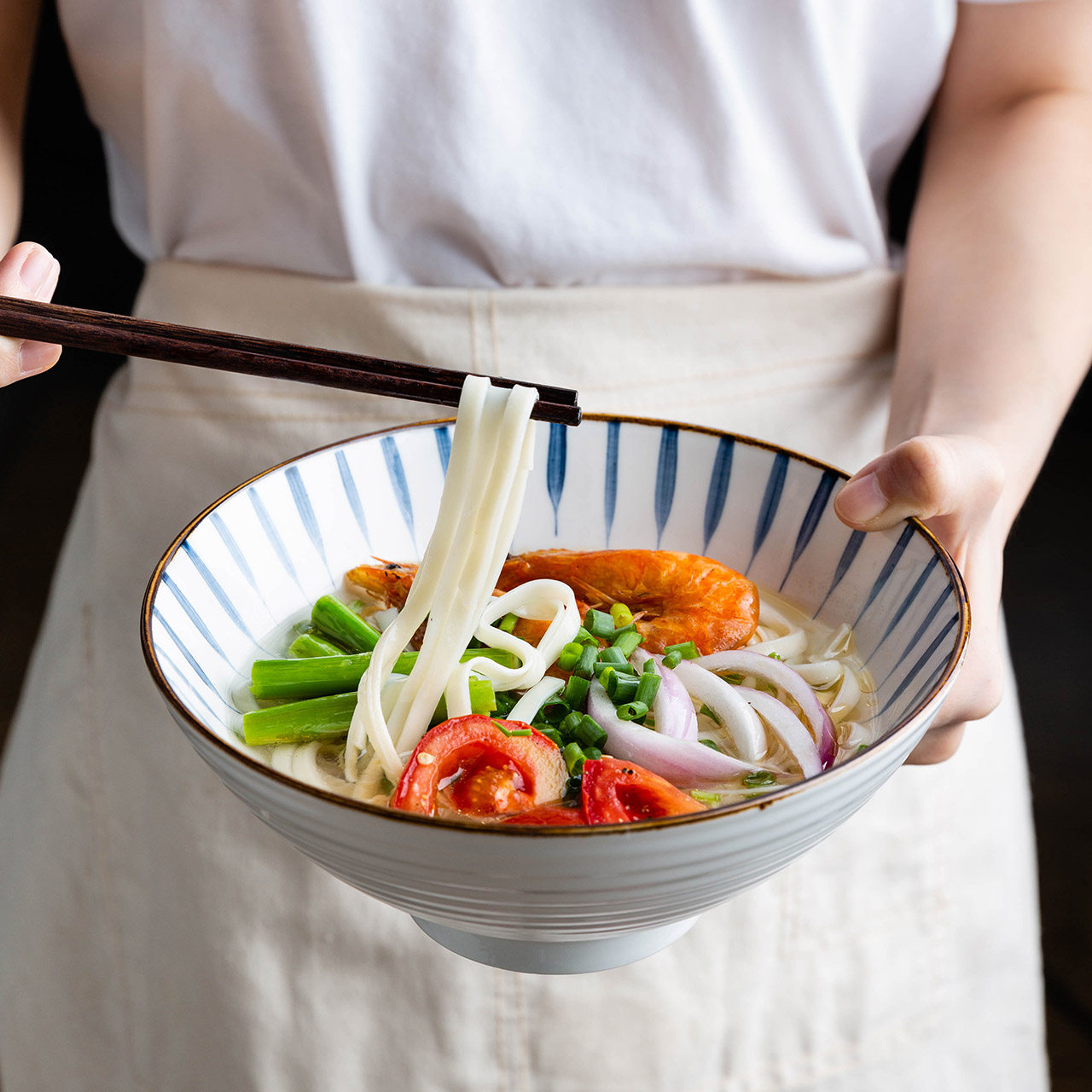 摩登主妇日式拉面家用餐具汤碗拌面碗大号斗笠碗面碗