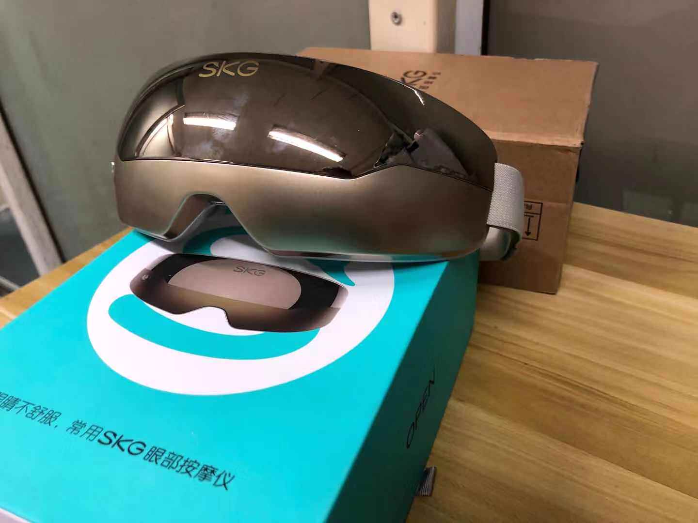 护眼热敷蓝牙智能e34306实体摩仪按摩眼部眼部按摩器