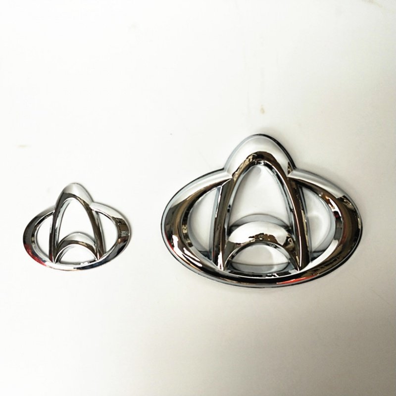 长安欧诺字标车标字汽车标志牌电镀正品配件汽车车标