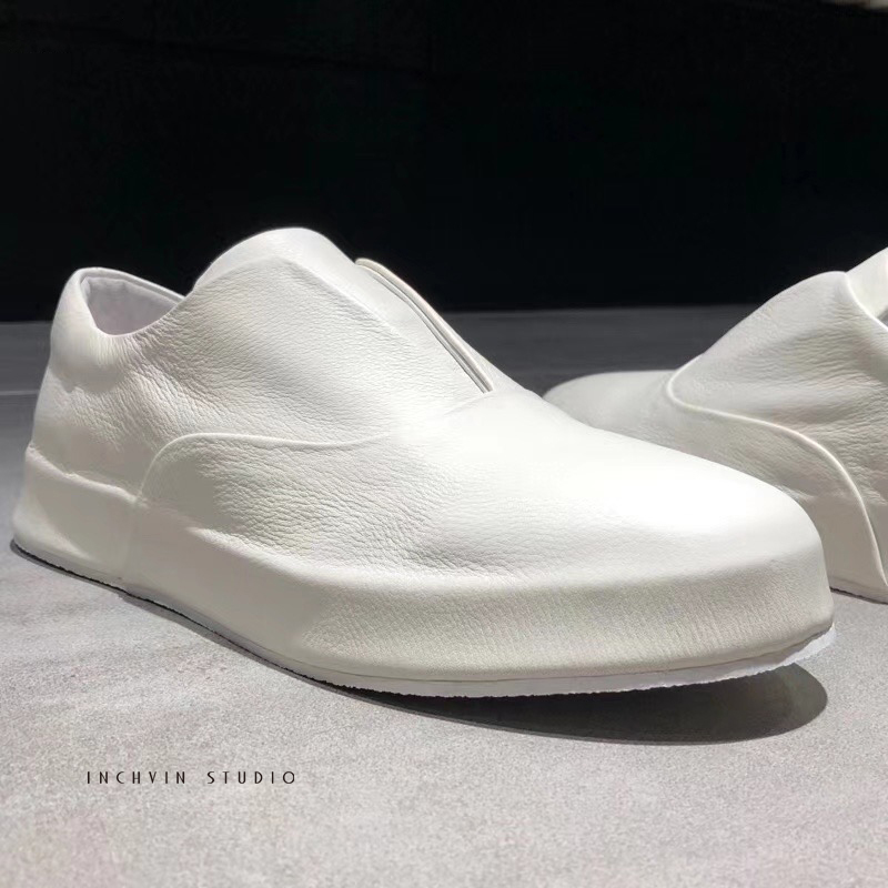 春季北欧设计师无痕头层小牛皮软底男士一脚蹬套脚男小白鞋休闲鞋