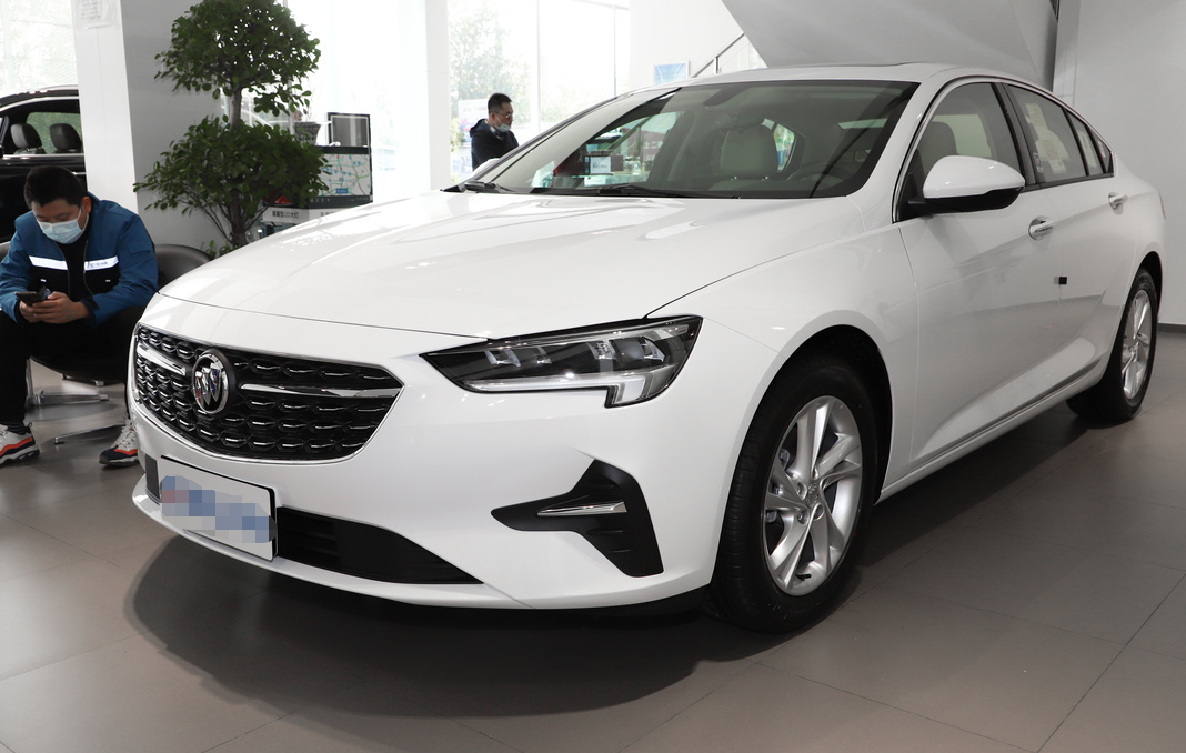 裸车最高优惠5万别克君威20款552t精英版售全国新车定金