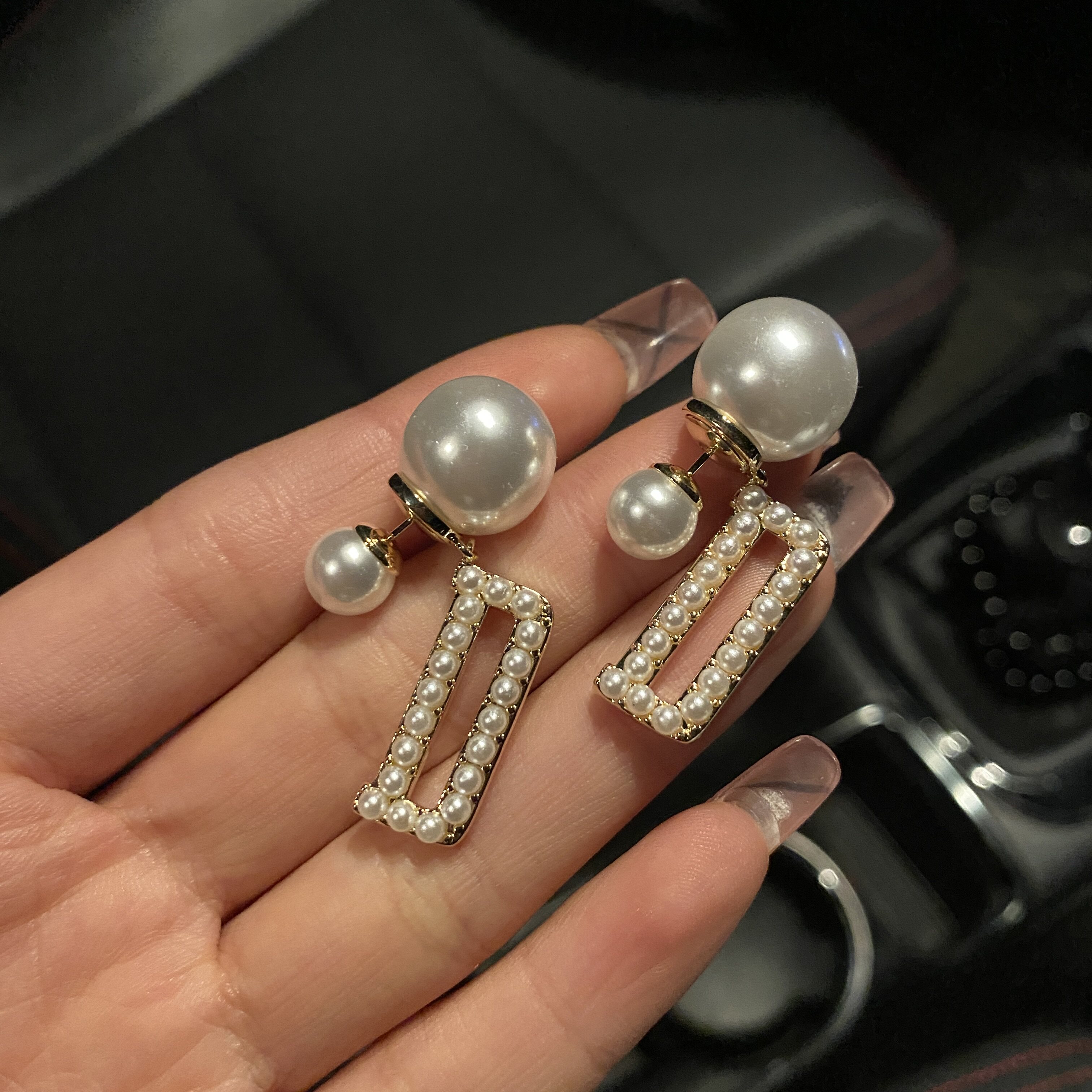 英文字母耳环甜美气质简约双面珍珠金色s925银针耳环