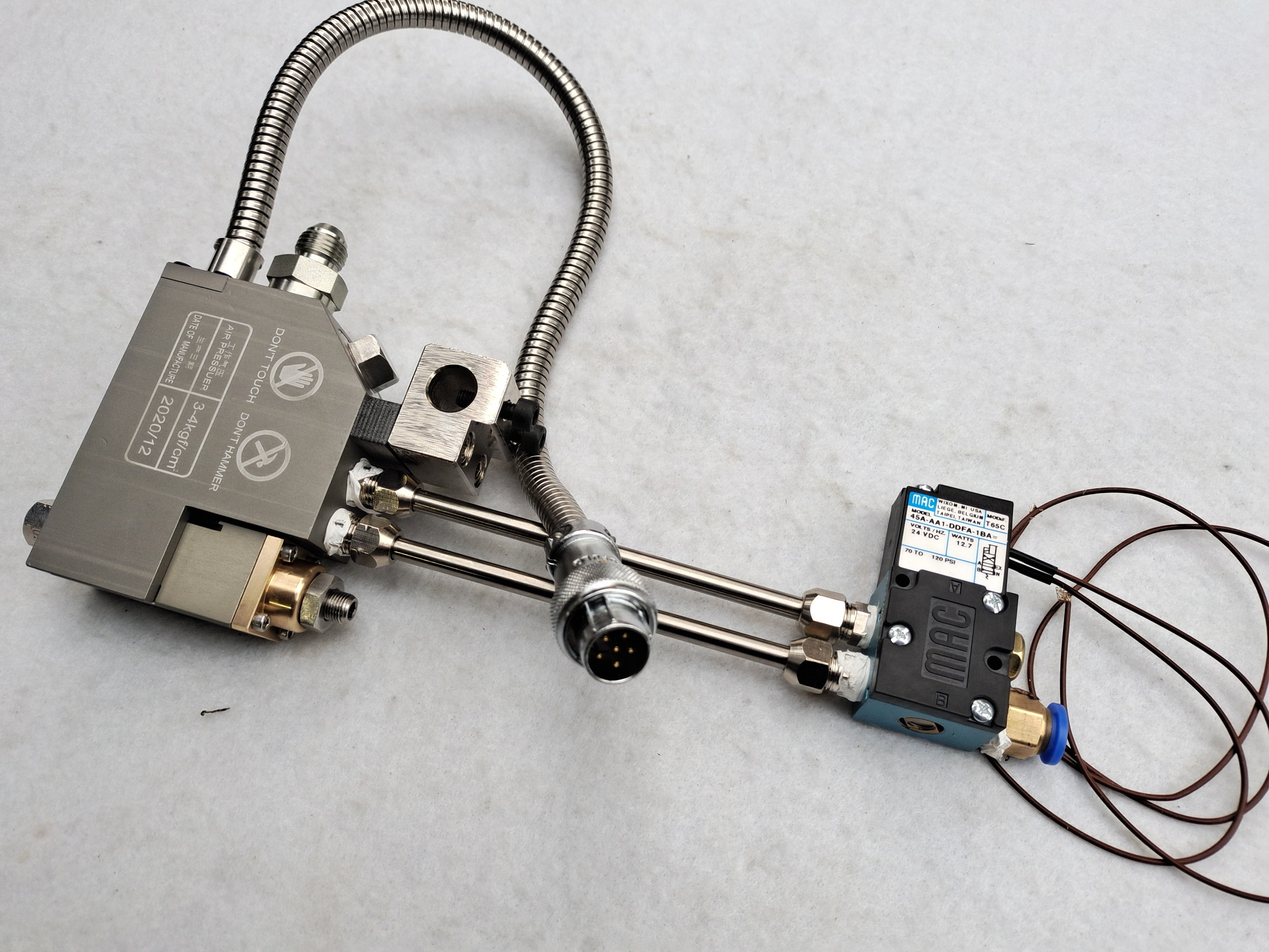 自动热熔胶机点胶枪动点胶阀礼品盒喷胶枪加温打胶头厂家其他机械五金