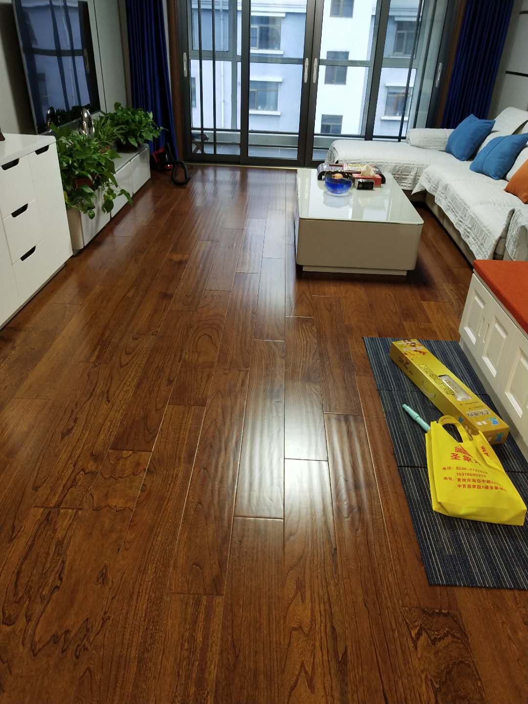 圣象地板 多层实木复合地板 大地棕 ap8942