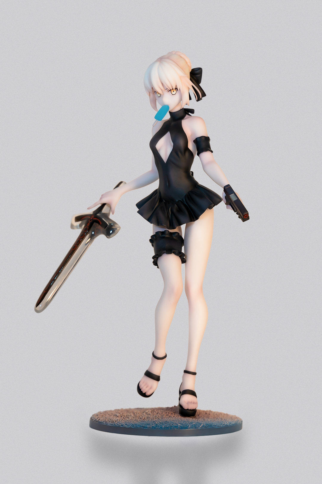 骑阶手办alter托莉阿尔saberass魔改水着gk手办