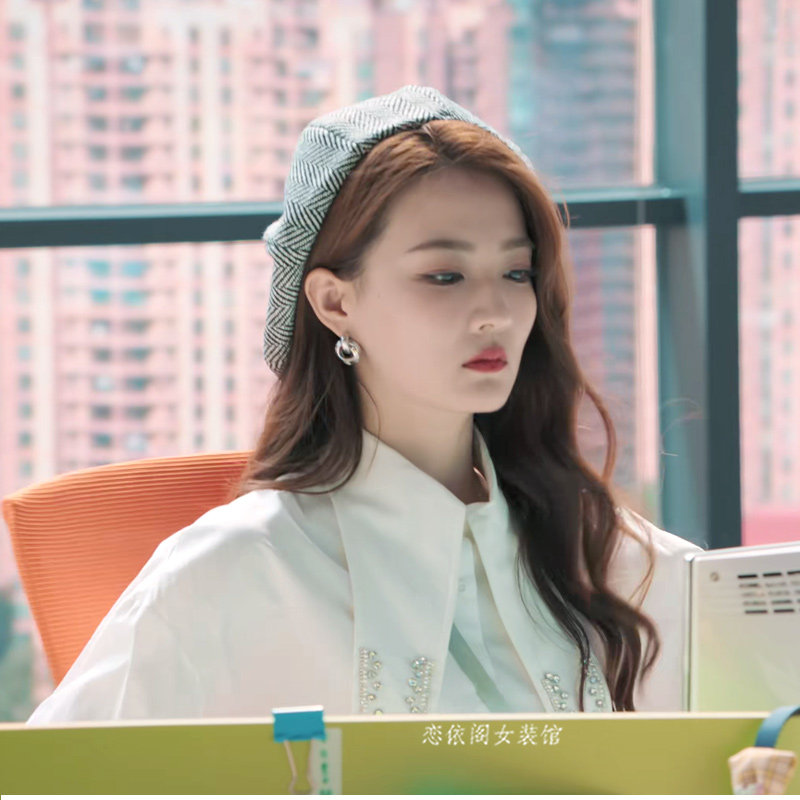 我们的当打之年徐璐同款衣服谷桥上衣谷乔徐路女谷峤尖领衬衫服装