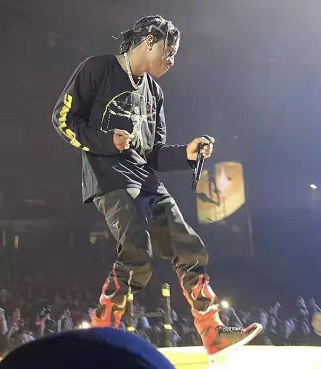 王一博同款 asap rocky testing 日本限定 人体机器人