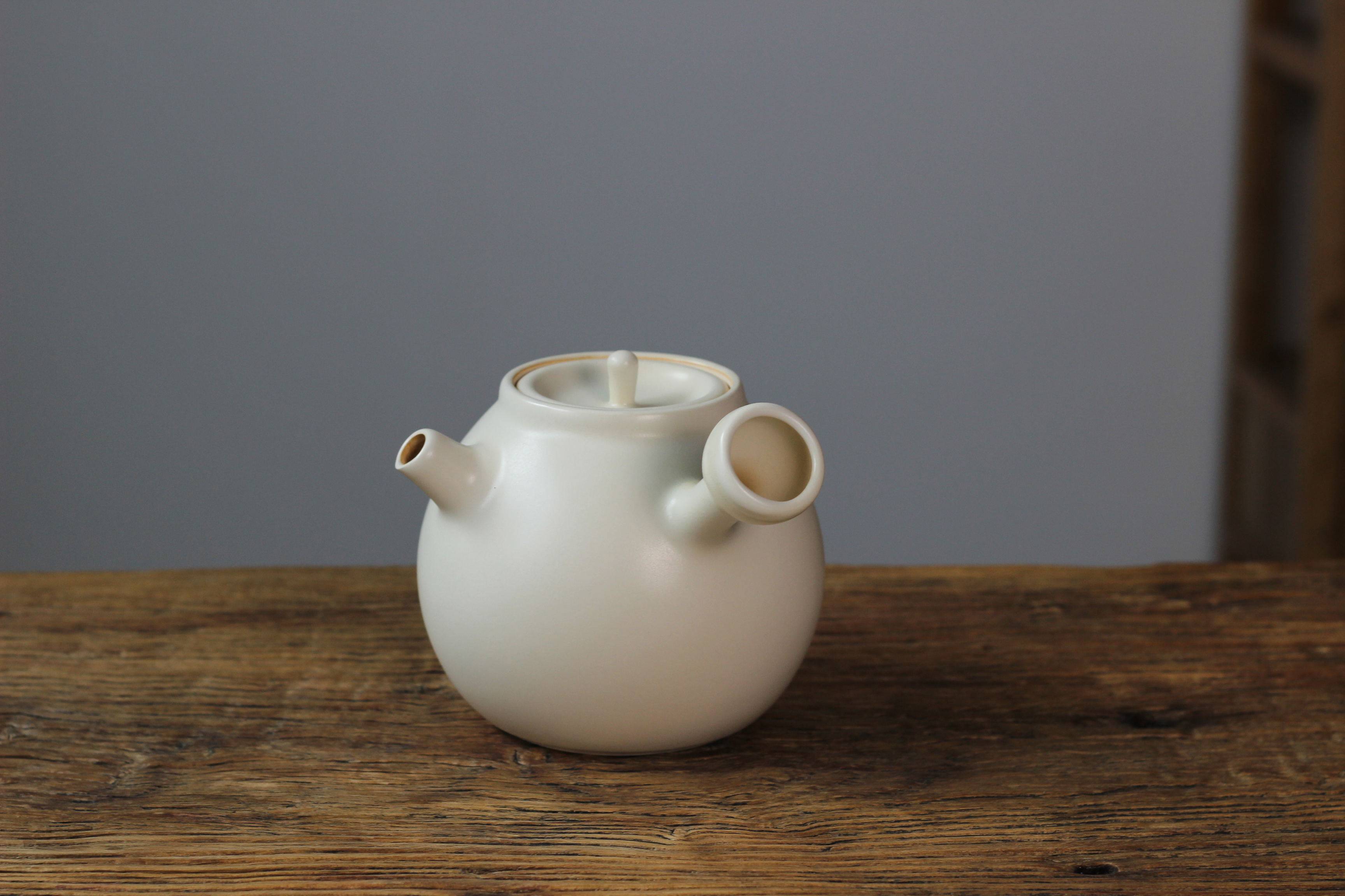 龙隐斋白泥陶壶苏打釉陶壶电陶炉煮茶壶陶瓷侧把壶煮水壶烧水壶