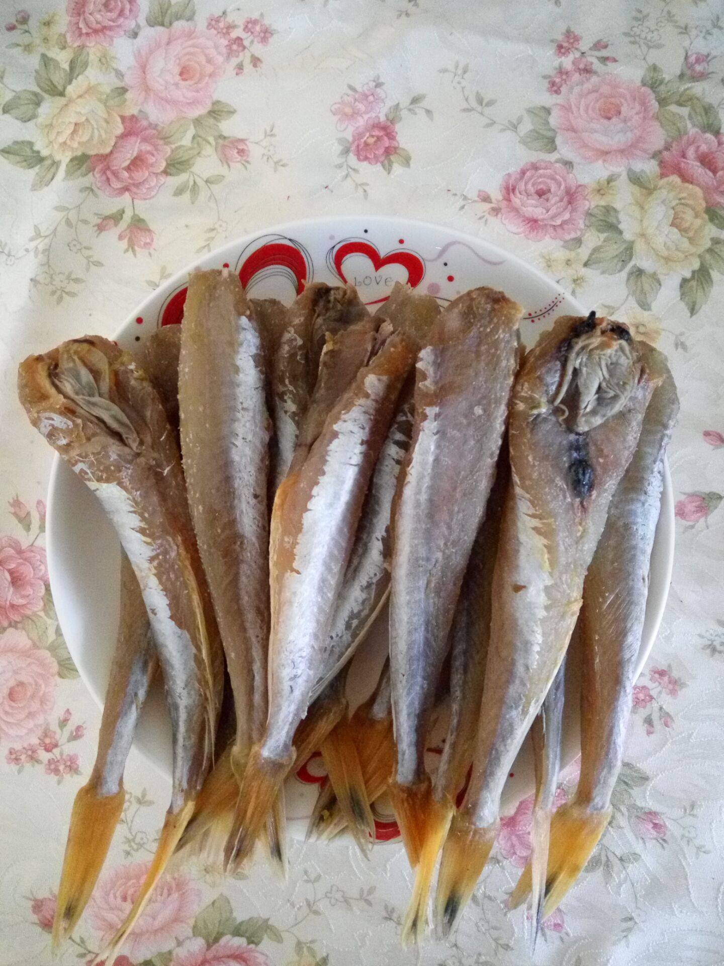 海鲜干货红娘鱼干红头绣鞋黄花鱼小鱼咸鱼去头鱼干
