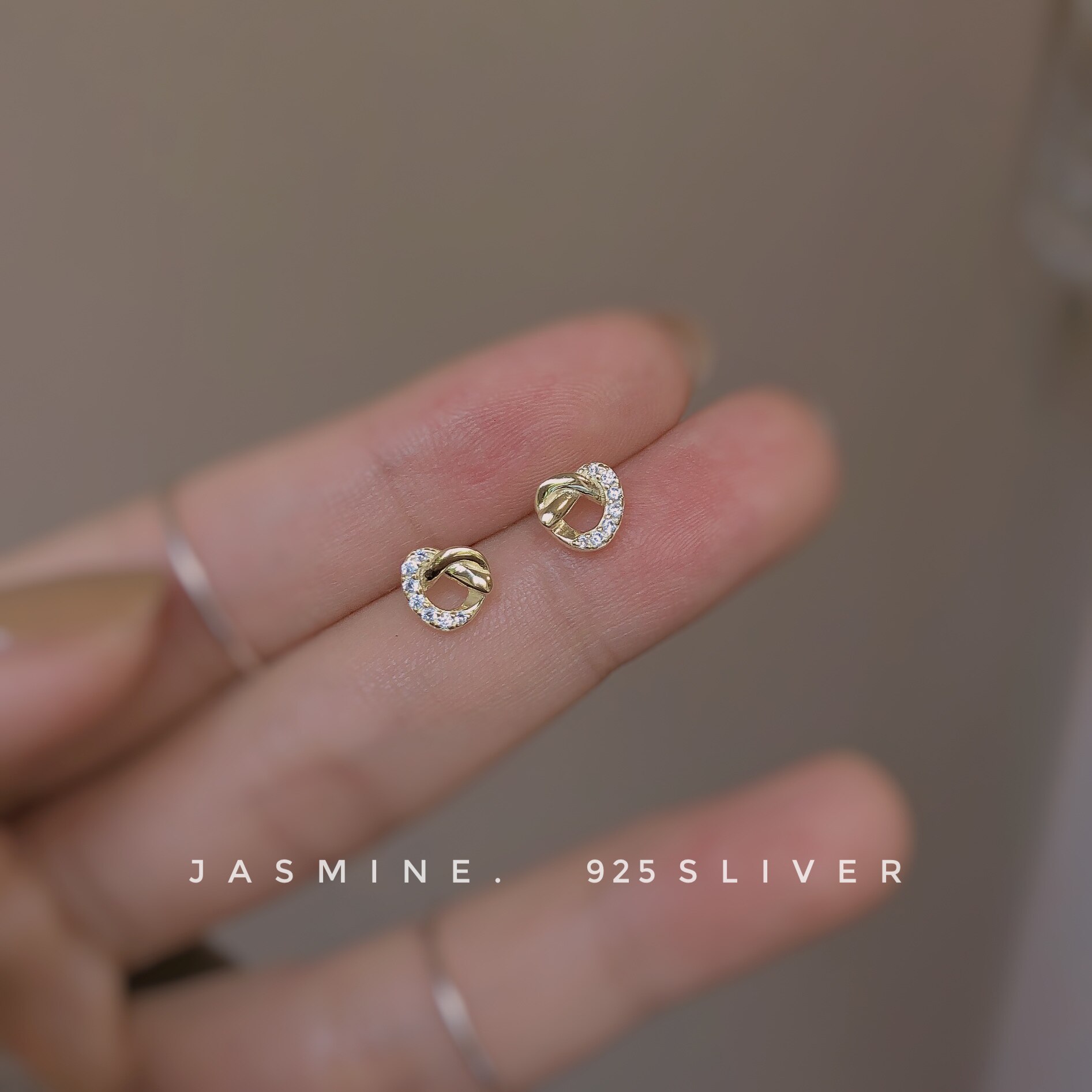 纯银日版办公室镂空锆石爱心耳钉精致简约养耳耳钉