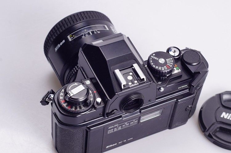 尼康nikonf2a高端机械胶片单反相机测光黑漆135胶片单反
