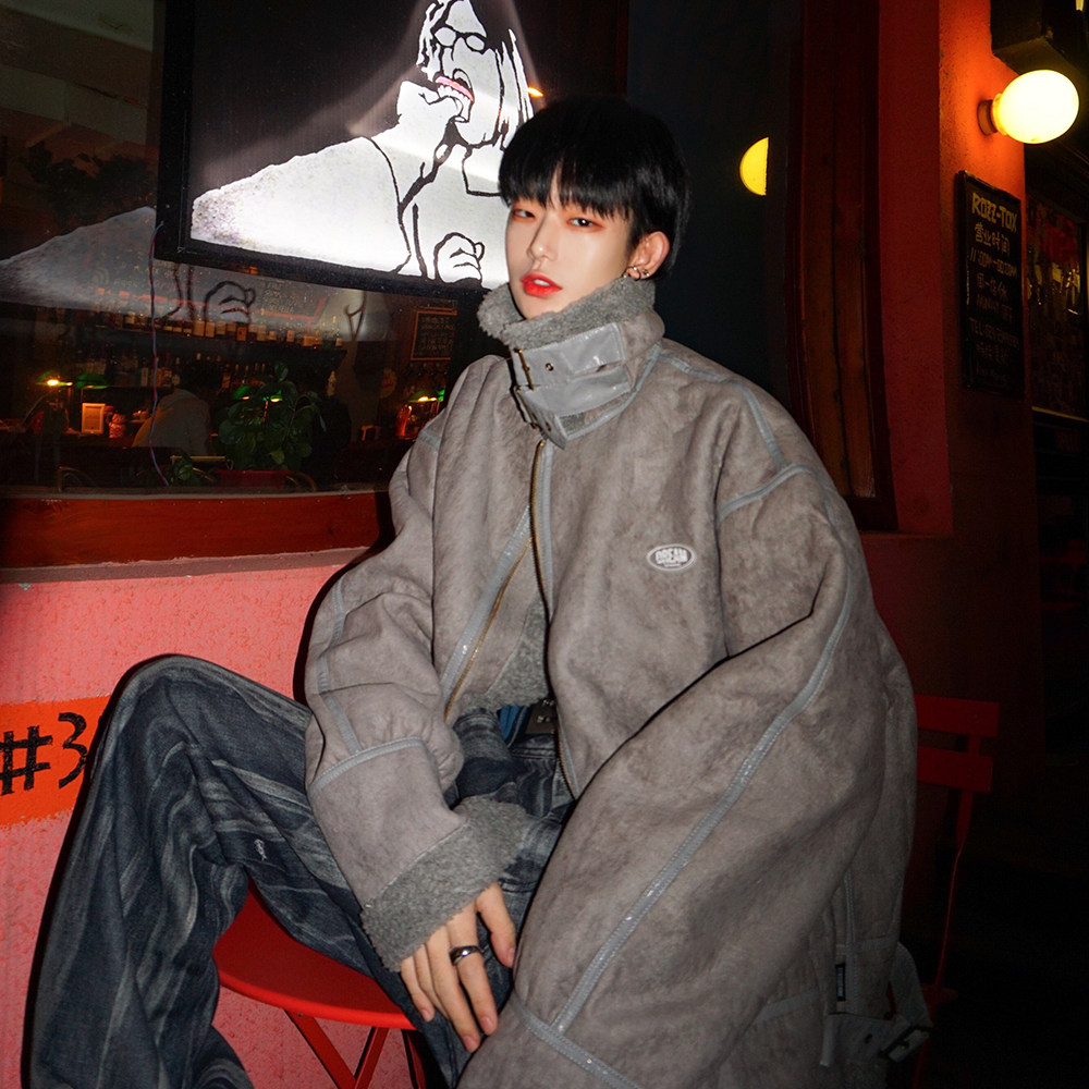 79折距离结束: 去淘宝抢购>> 收藏 棉服羊羔加厚棉衣宽松 0人收藏