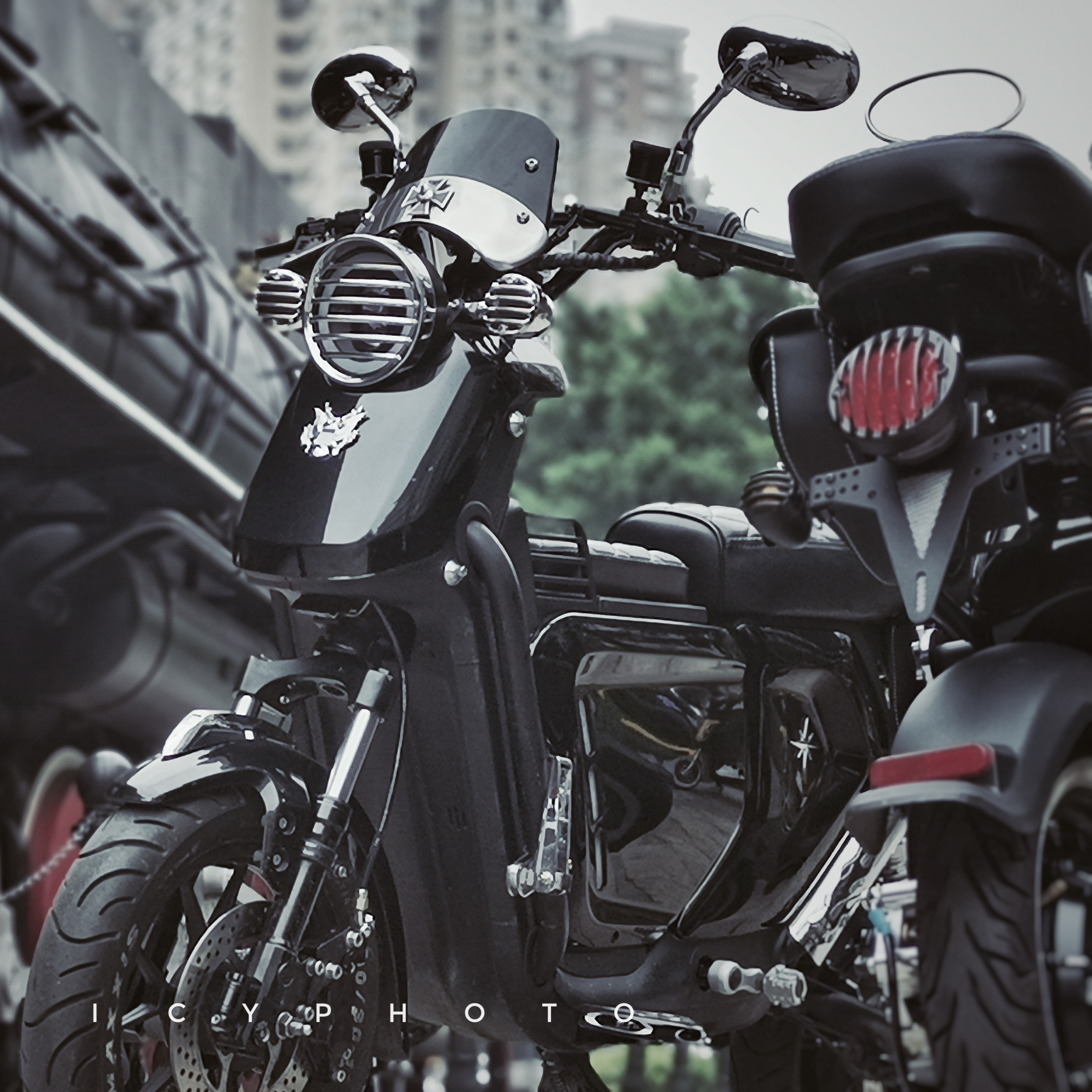 定制小牛复古改装u1uqis车身喷色脚踏脚转向灯更多电动车零