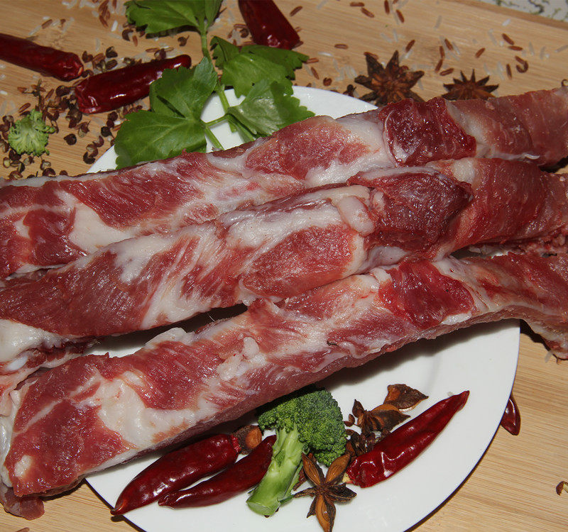 排骨新鲜猪肉肋排深山散养黑猪猪排山猪排生猪生猪肉