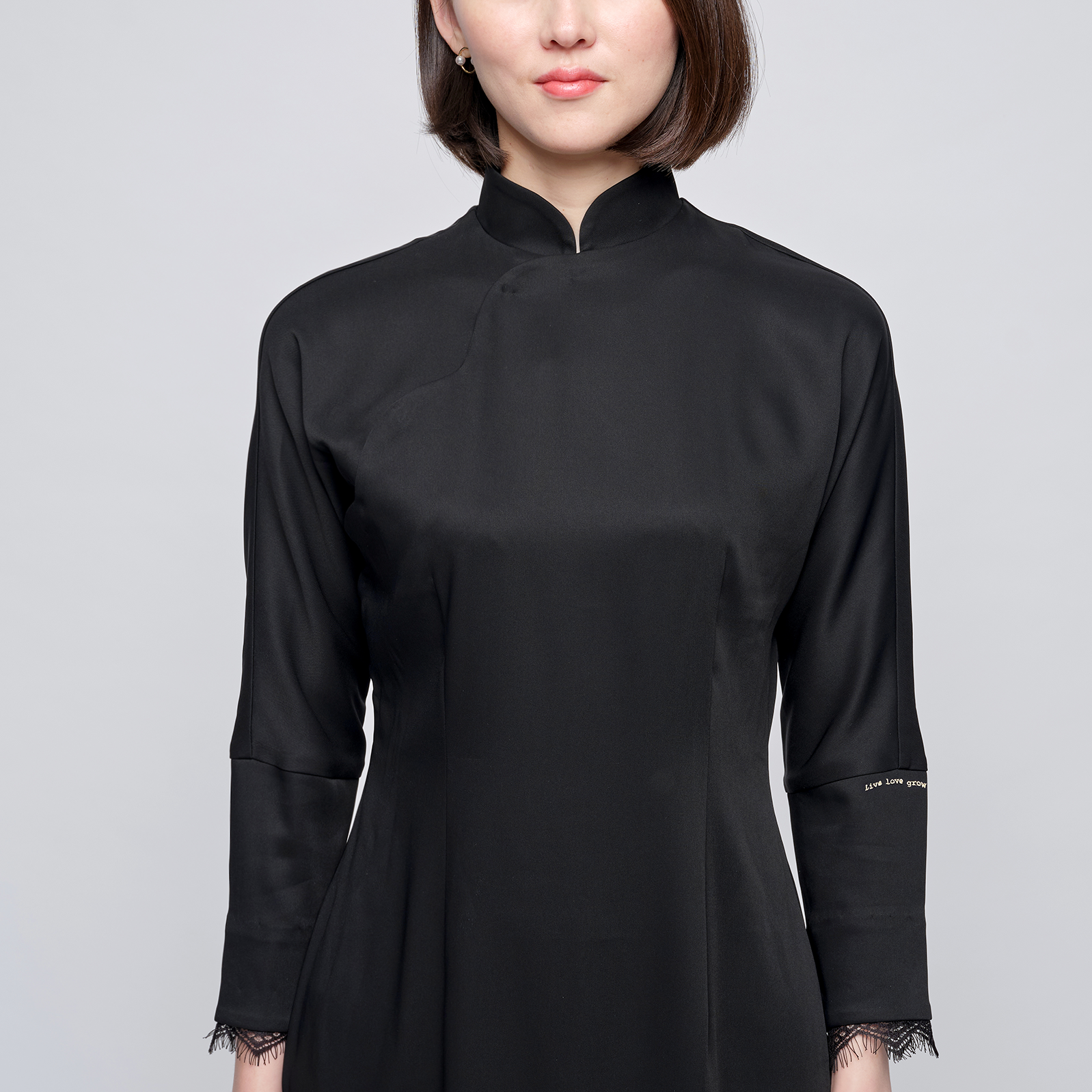 单芒2021民国女校花瓣蕾丝九分袖斜襟素日常旗袍