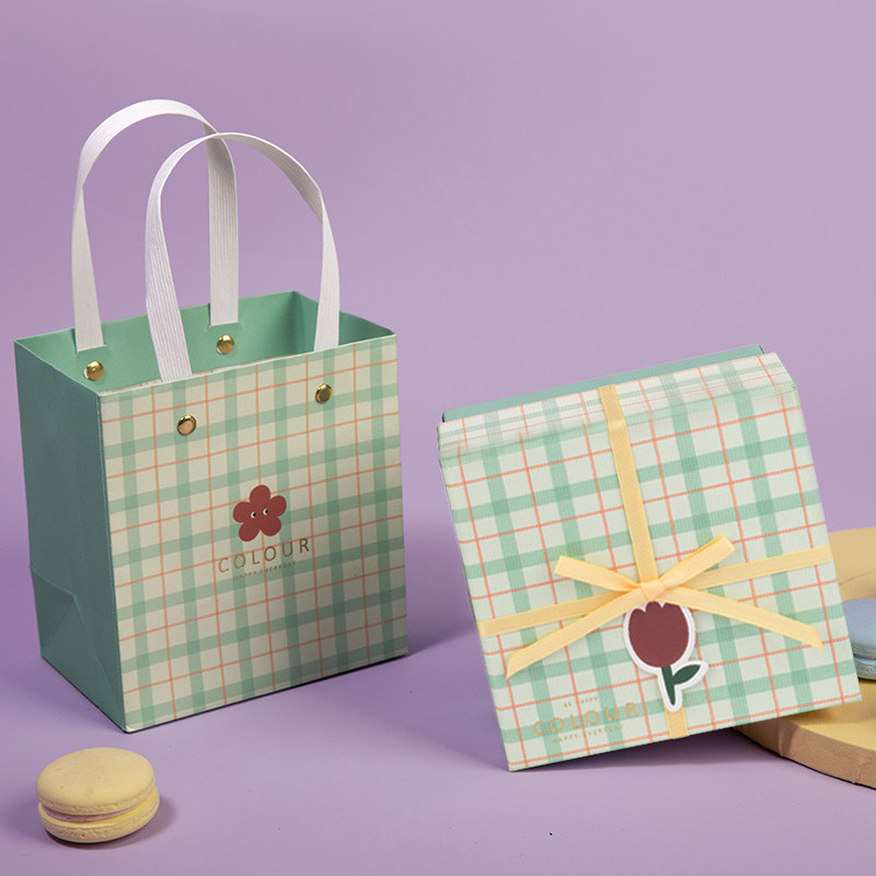 礼品盒ins礼盒女友口红时尚包装盒格子糖盒生日糖盒