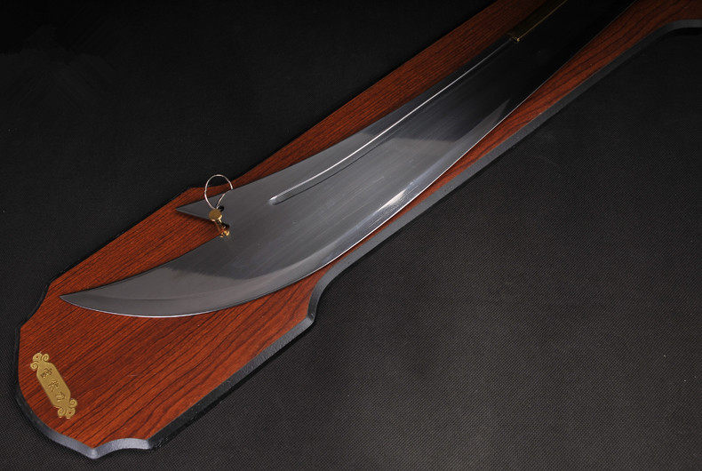 龙泉市高档镇装饰西洋挂板刀剑绝世好剑雪饮狂刀刀剑