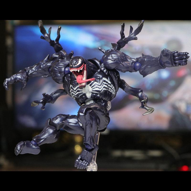 毒液关节可动手办屠杀模型儿童玩具小孩玩偶桌面手办