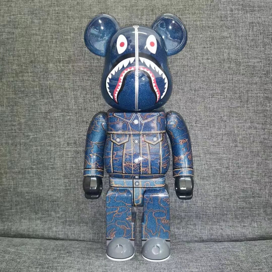 bearbrick400bape鲨鱼暴力熊摆件积木熊手办公仔珍藏珍藏版版本潮玩