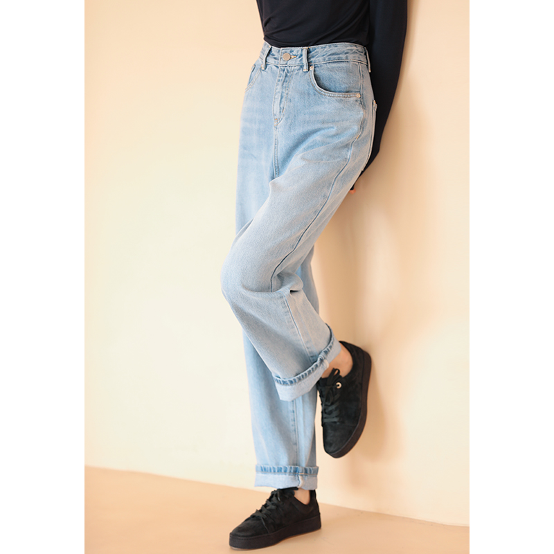 哈齿小姐22春季新款宝藏面料雅赛尔环保超软大长腿阔腿牛仔裤子女