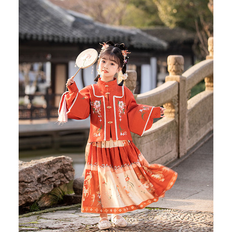 女童汉服红色拜年古装超仙儿童三件件套马面裙唐装