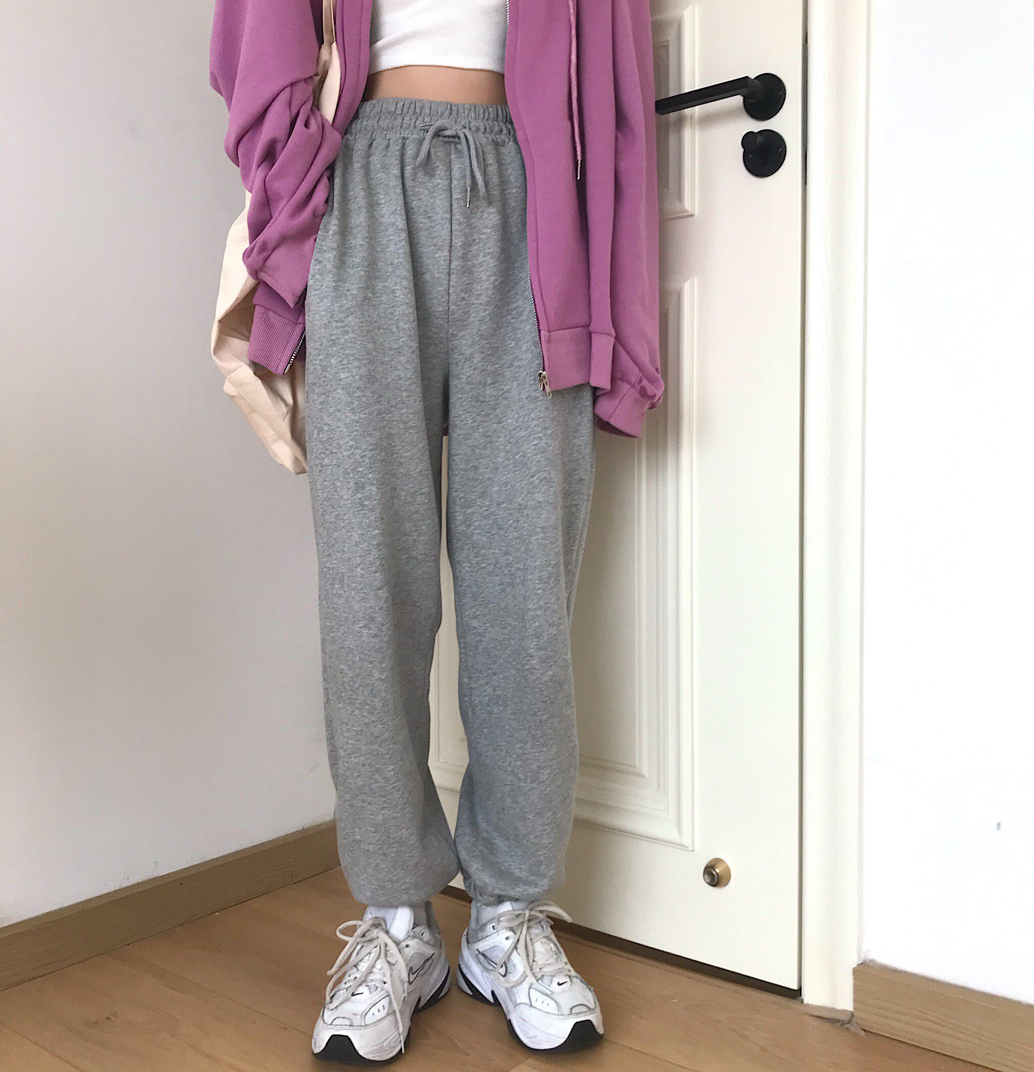 > > 灰色束脚裤女秋冬宽松垂感卫裤黑色直筒显瘦抽绳运动裤白休闲百搭