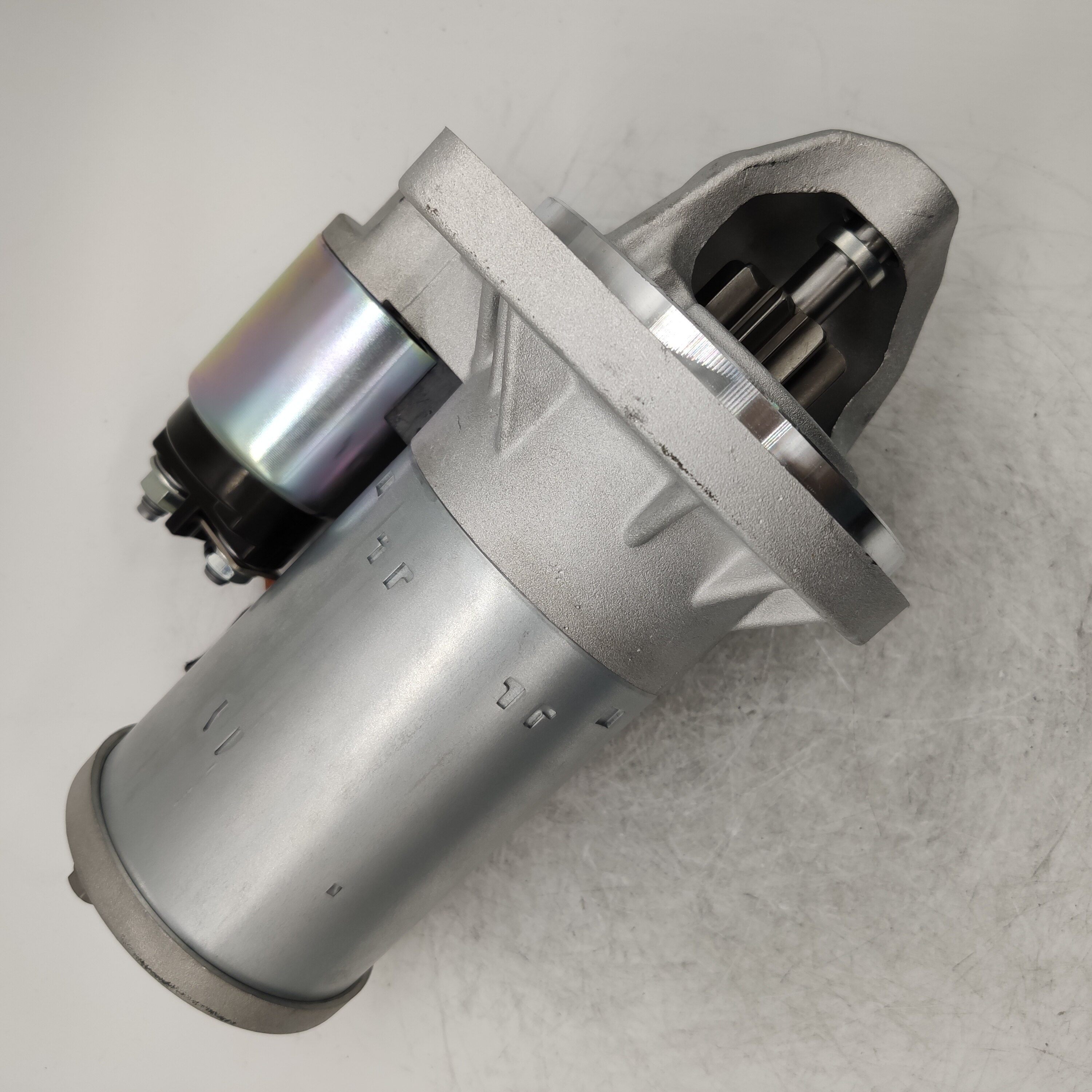 老款依维柯起动机qdj-840001-ywk12v2.0kw启动马达