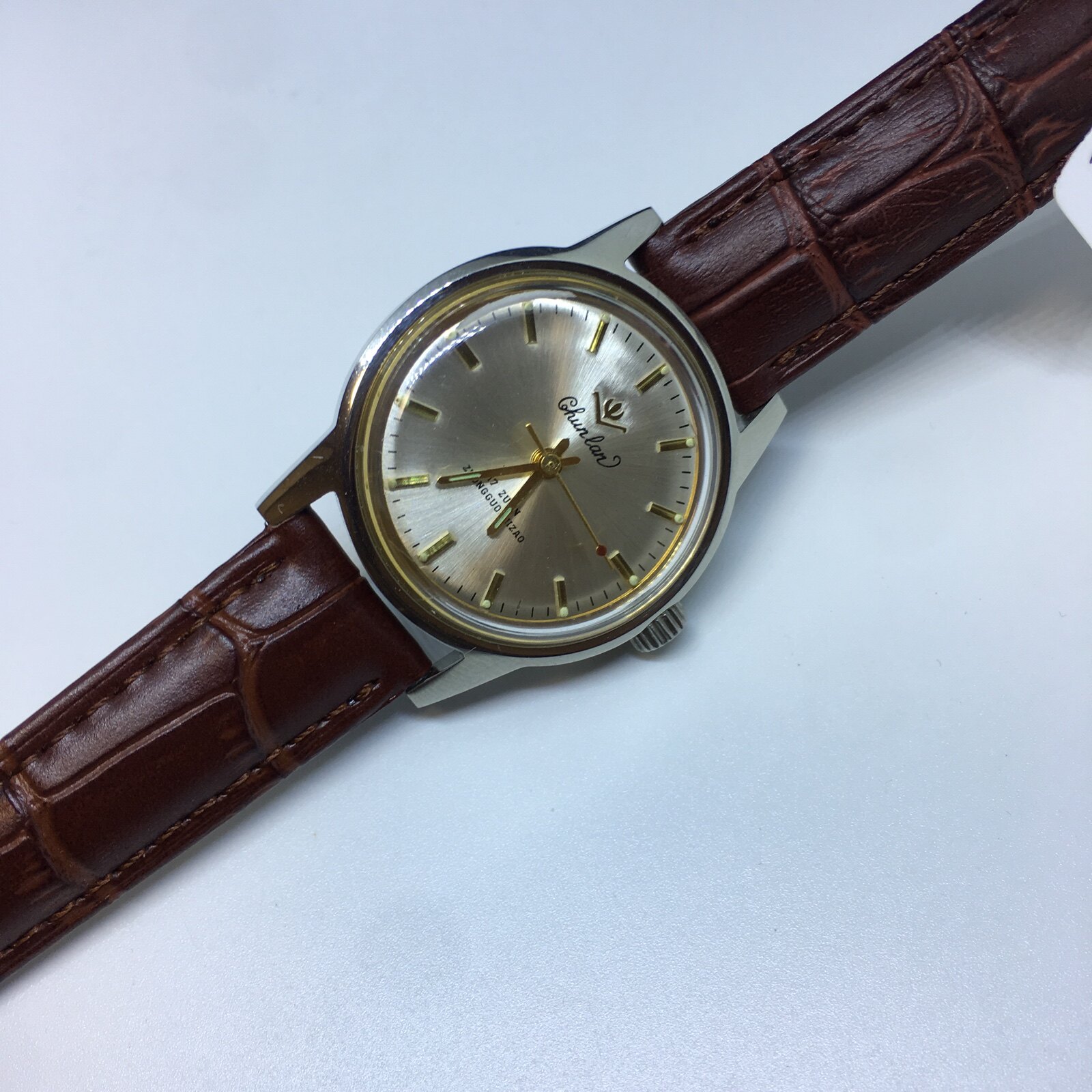 全新库存国产腕表老表春兰兰牌手动机械男女国产腕表