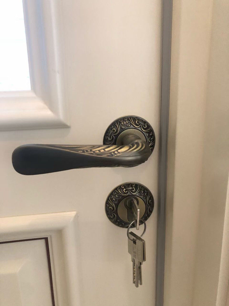 tata木门尼克黑色磁吸静音室内卧室简约现代机械门锁