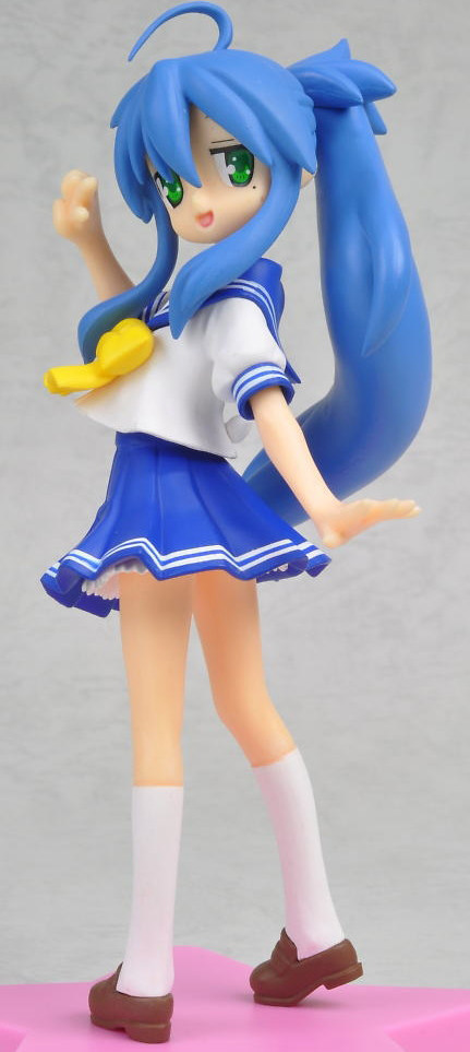 玩乐sega日版幸运星泉此方马尾制服手办手办