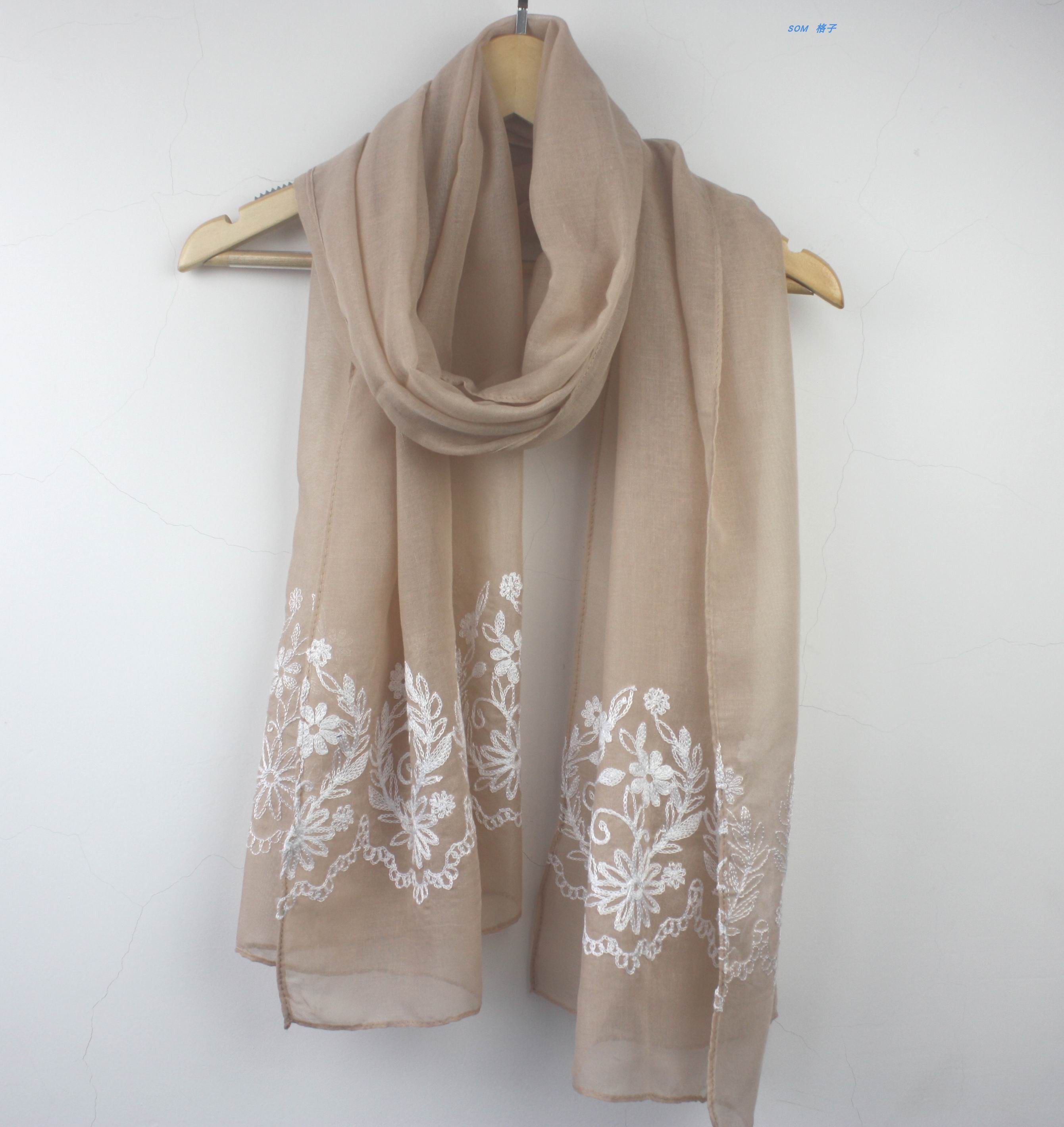 日系尾蕾丝刺绣麻棉风薄款秋冬纯色围巾披巾丝巾围巾