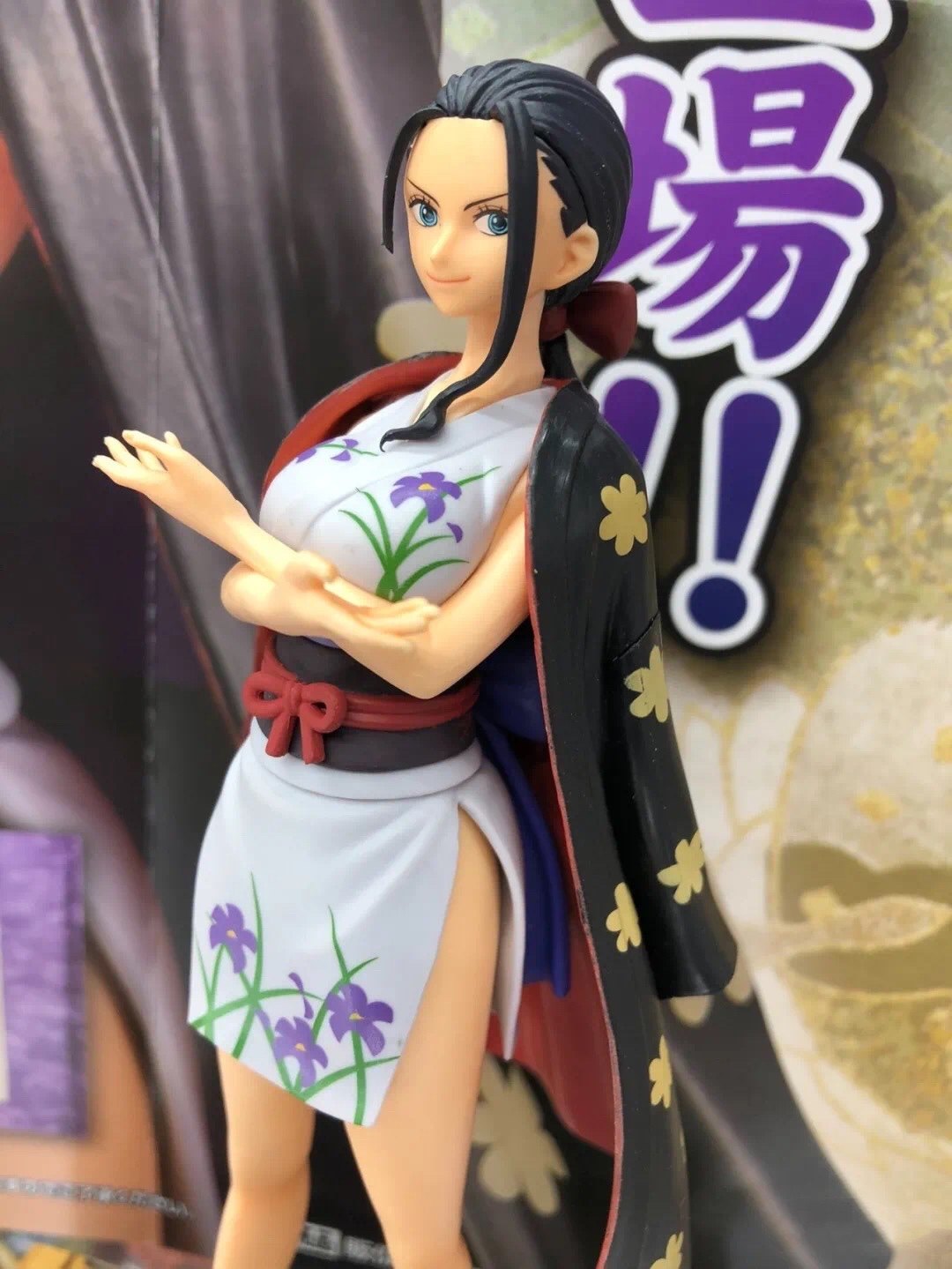 预定万代手办眼镜厂景品航海王dxf之国第六妮可罗宾手办