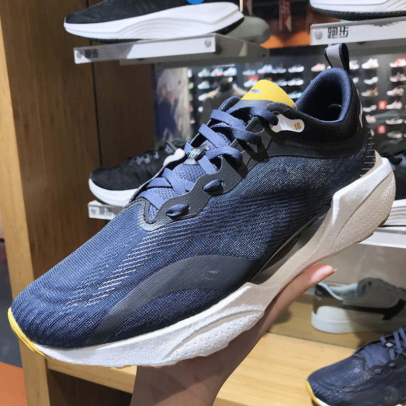 李宁男鞋超轻18代反光运动缓震透气跑步2021跑步鞋