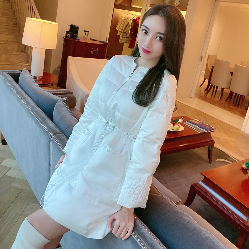 服女2020冬装新款鹅绒中长款收腰带珍珠白外套爆款 - veramoon新优雅