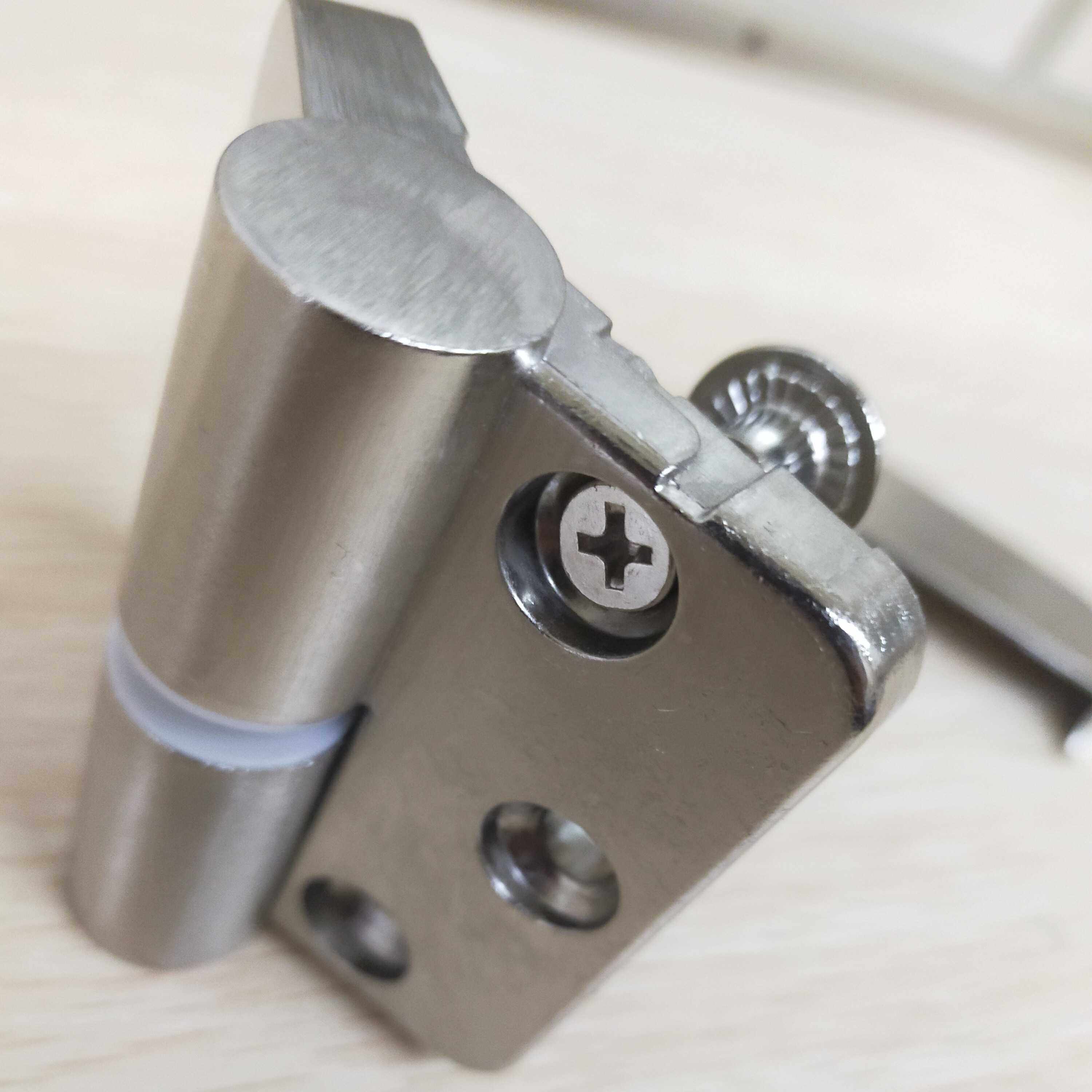 螺丝公共公共卫生卫生间隔断五金配件厕所合页铰链对穿卫浴五金套件